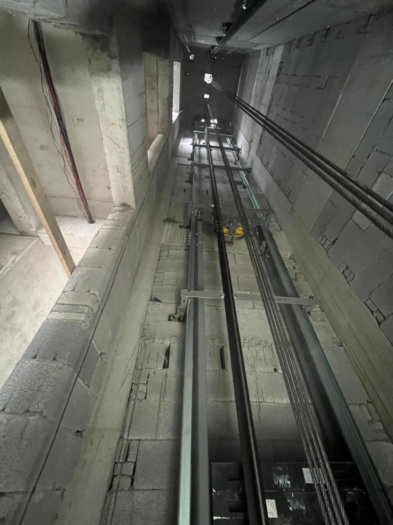 单笼施工电梯和双笼施工电梯有什么区别啊? 单笼施工电梯和双笼施工电梯有什么区别啊?